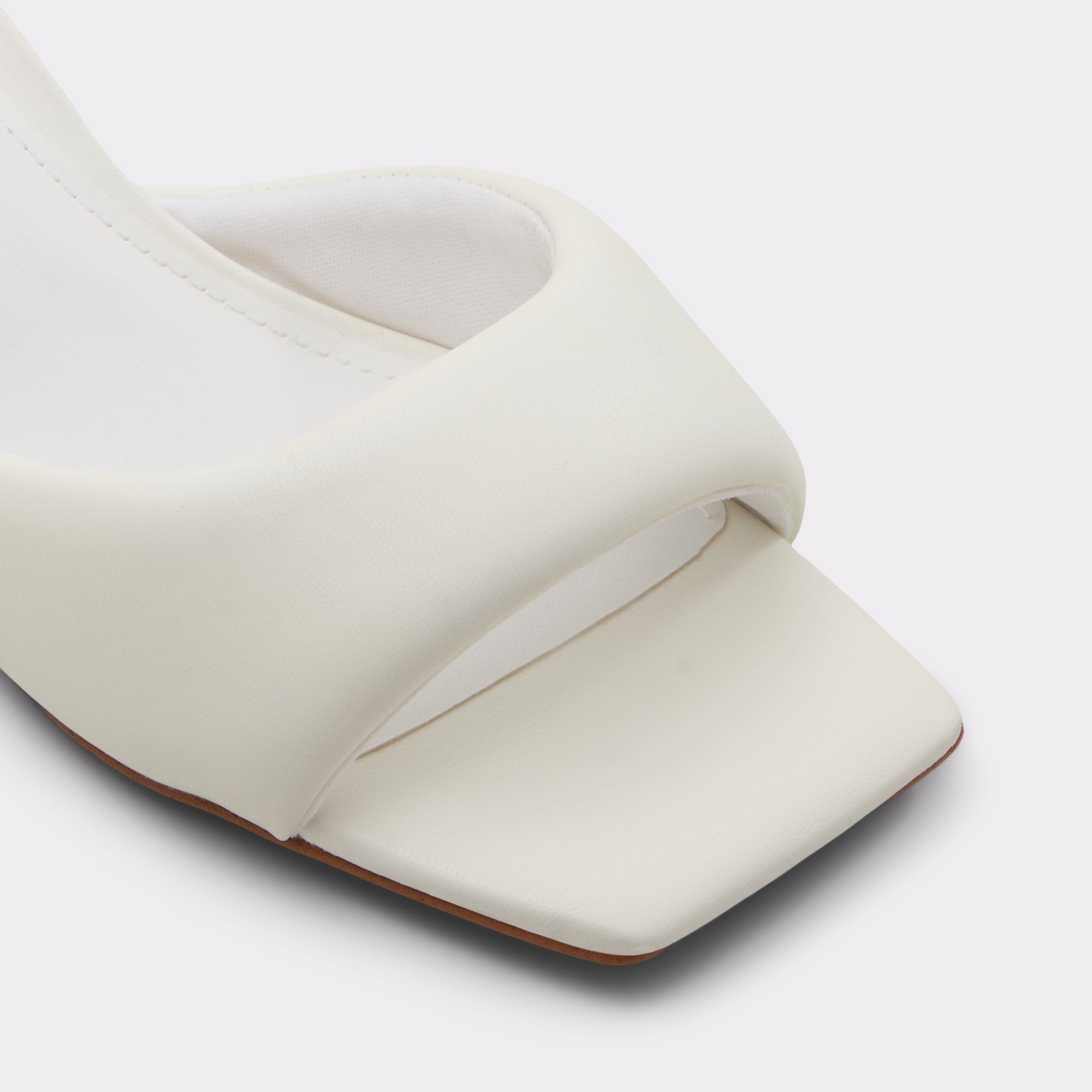 Aneka White Women Kitten heels