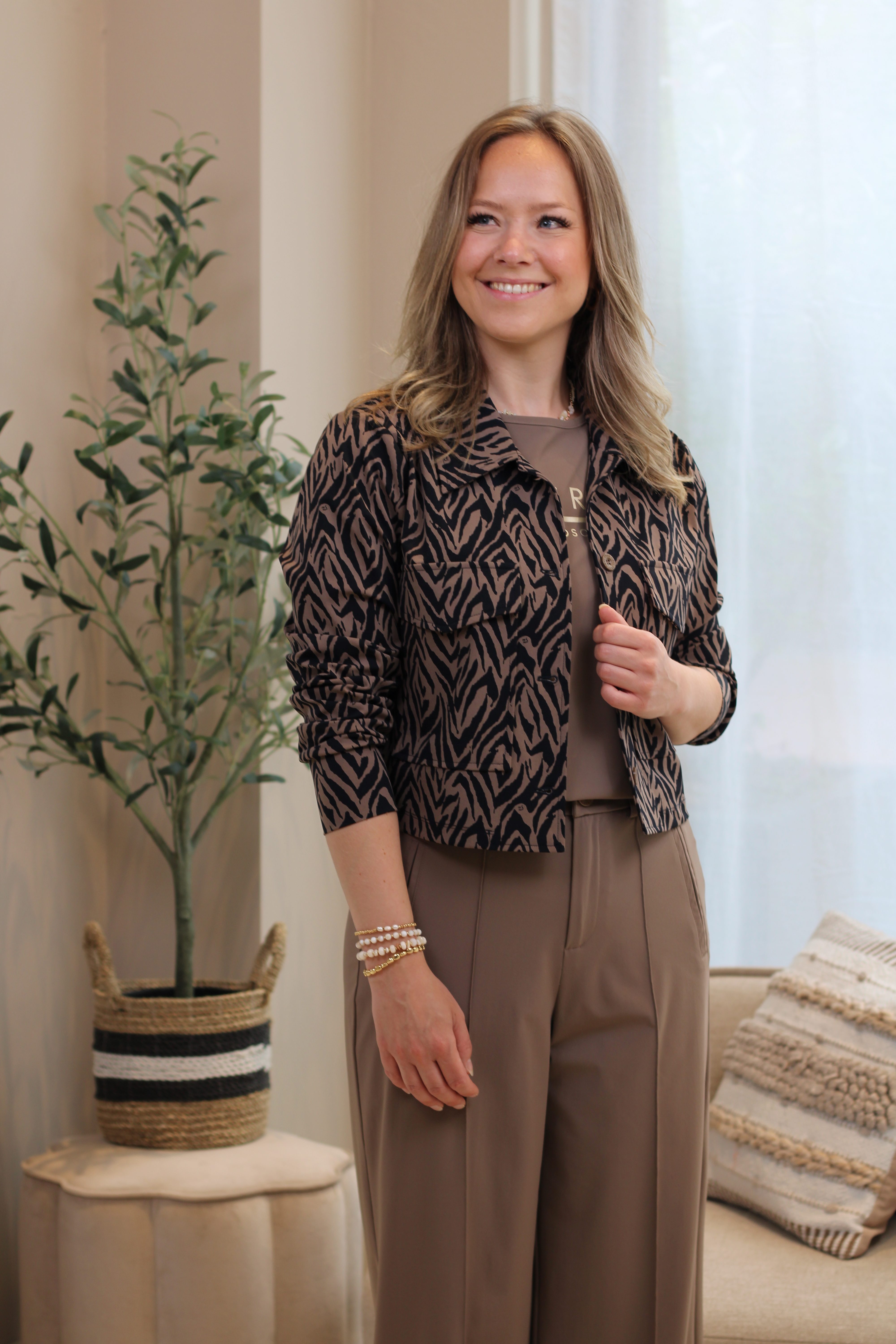 Zoso - Alma Printed Travel Jacket - Mocha/Navy