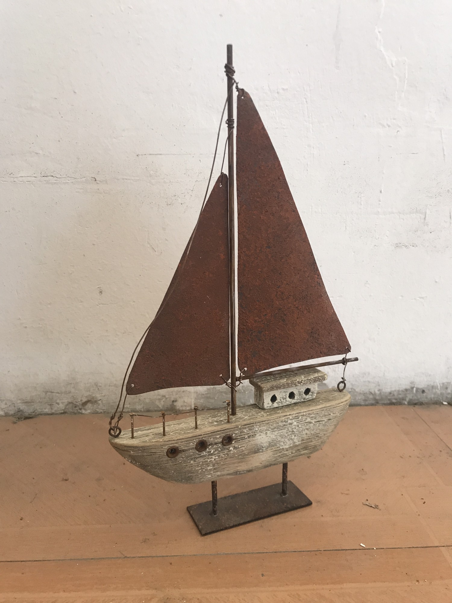 Segelboot auf Ständer, natur, H 33 cm, B 21 cm, L 3,5 cm von fischer's lagerhaus