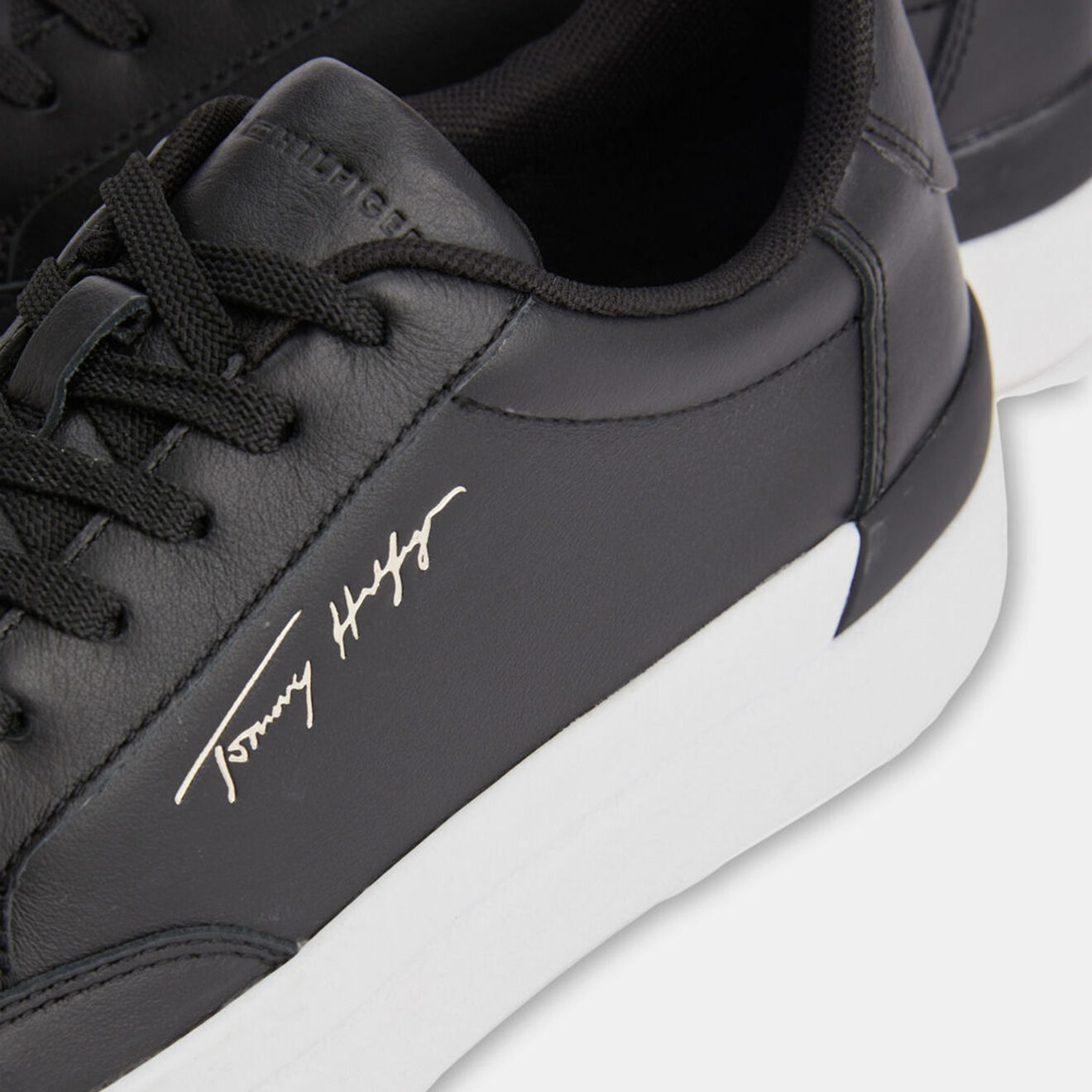 Tommy Hilfiger Baskets en Cuir Signature noires