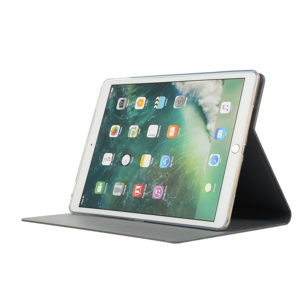iPad 10.2