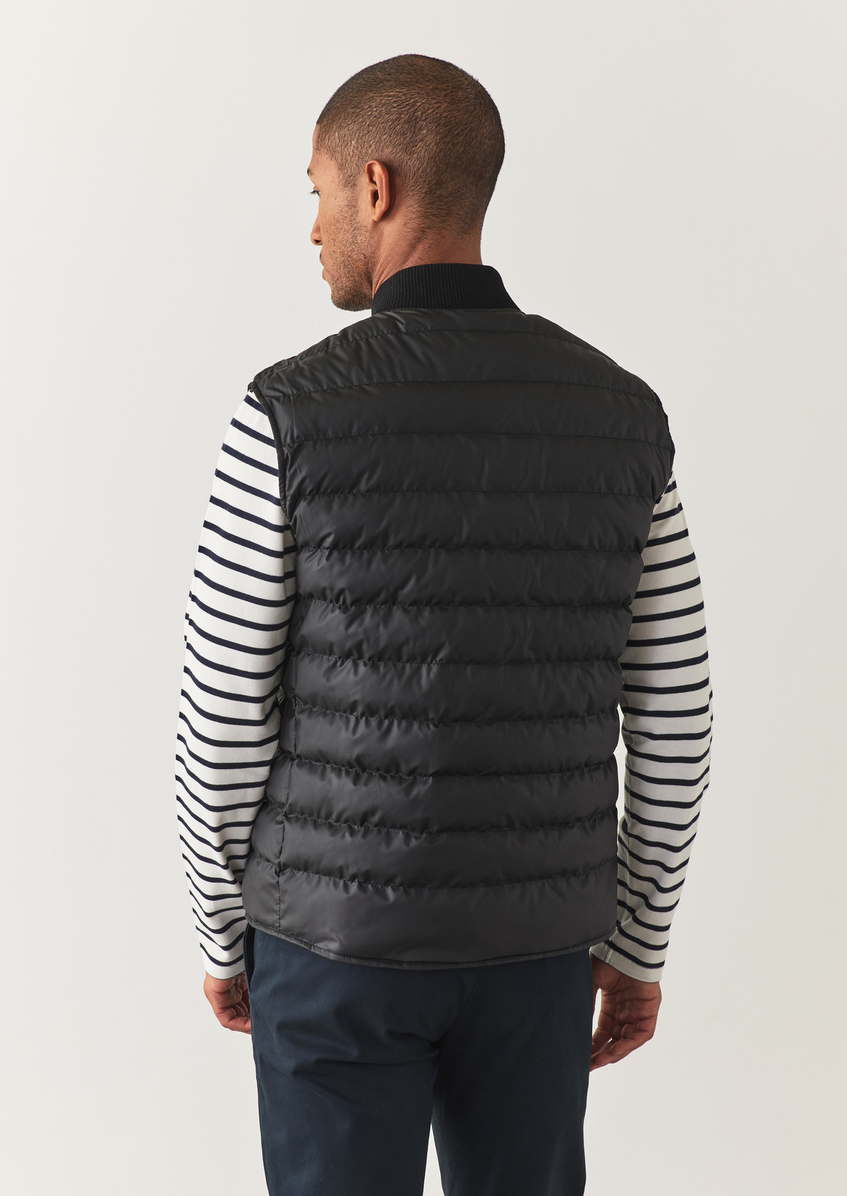 Doudoune light sans manches unie noire reversible