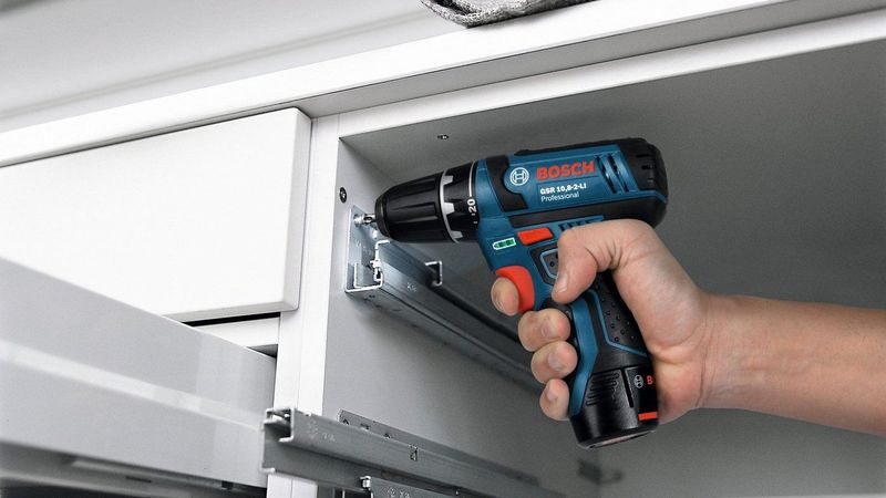 Bosch - GSR 12V-15 - Accuschroefboormachine - 12V - 2x 2,0 Ah