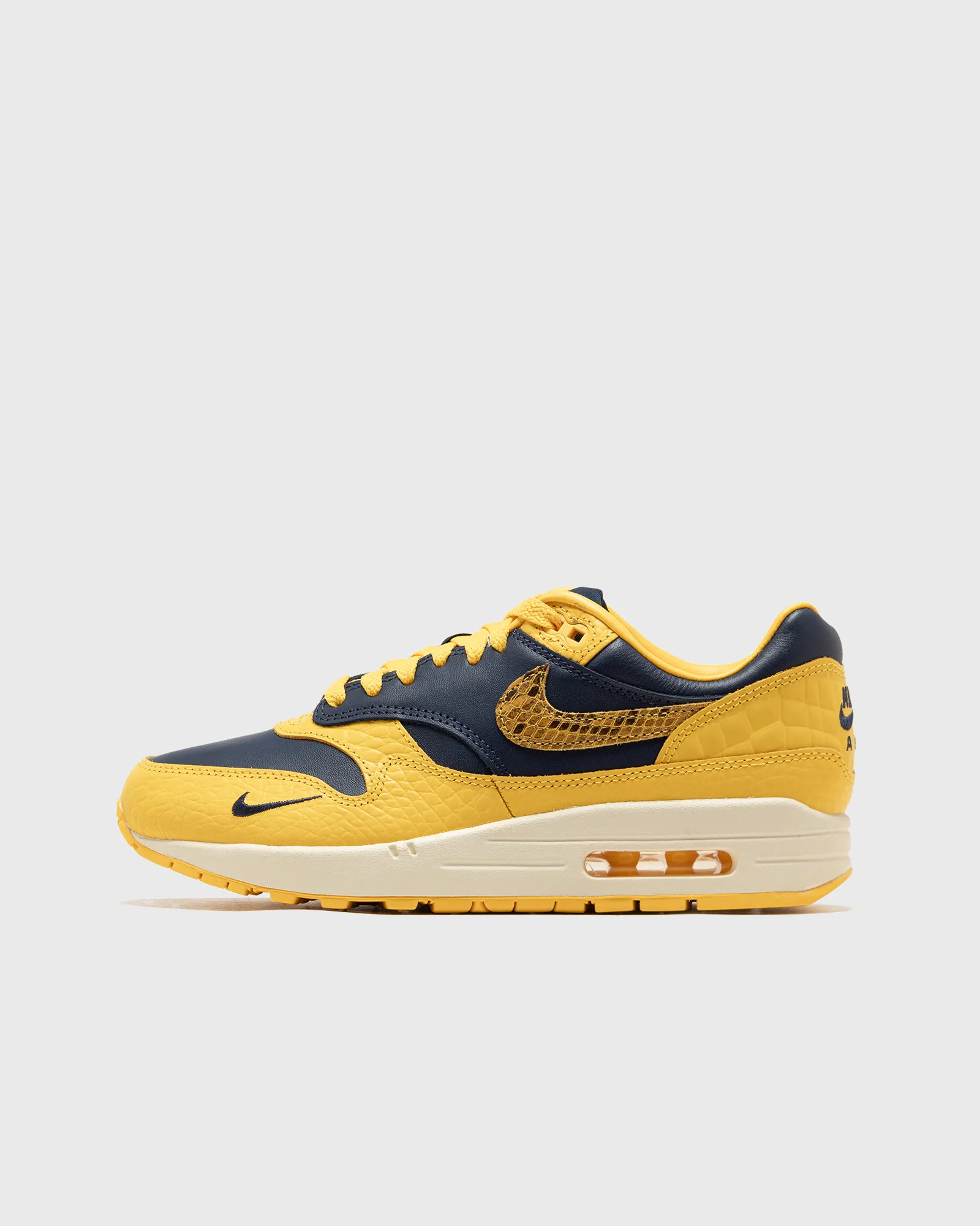 Nike WMNS AIR MAX 1 PRM 'Michigan'