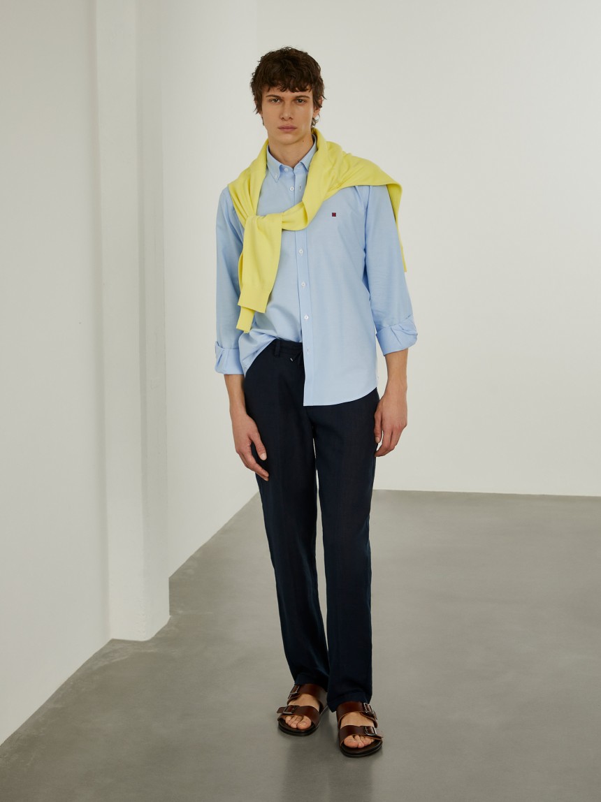 Camisa oxford lisa regular fit
