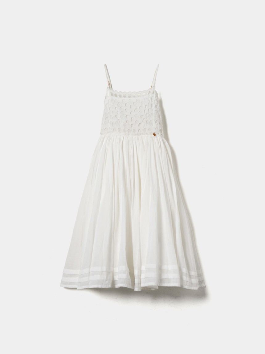 Vestido de alças bordado com saia godé