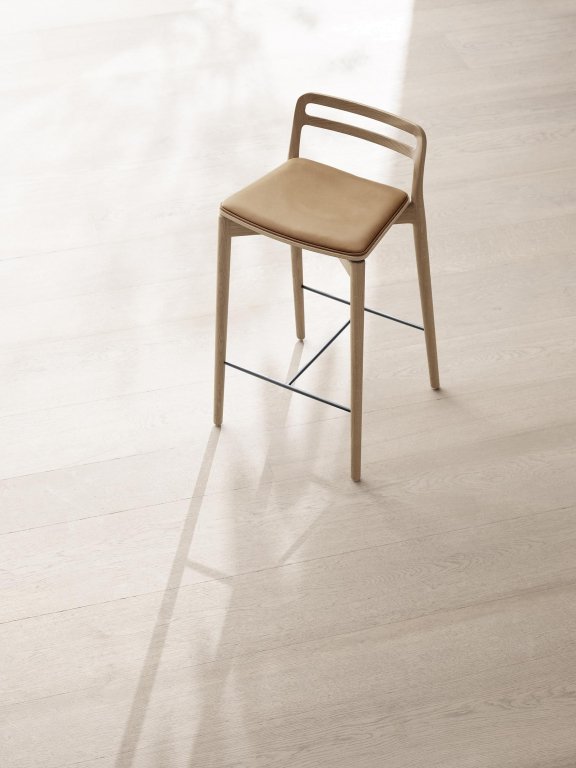VIPP Vipp484 Cabin barkruk 67cm dark oak