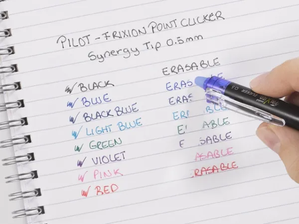 Pilot FriXion Point Clicker 0,5 mm - med 4 stk. ass. farver