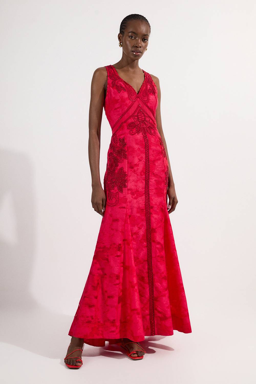 KarenMillen Robe maxi tissée à décolleté en V profond, ornée de motifs tropicaux Burnout