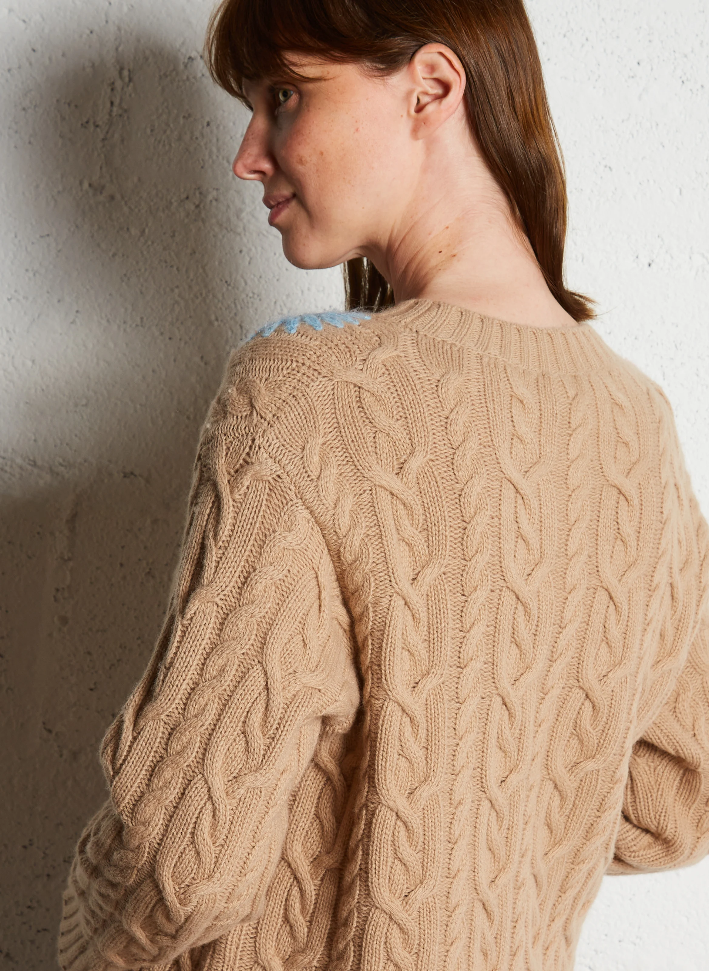 SASIA - Pull col rond droit en laine mélangée | Beige