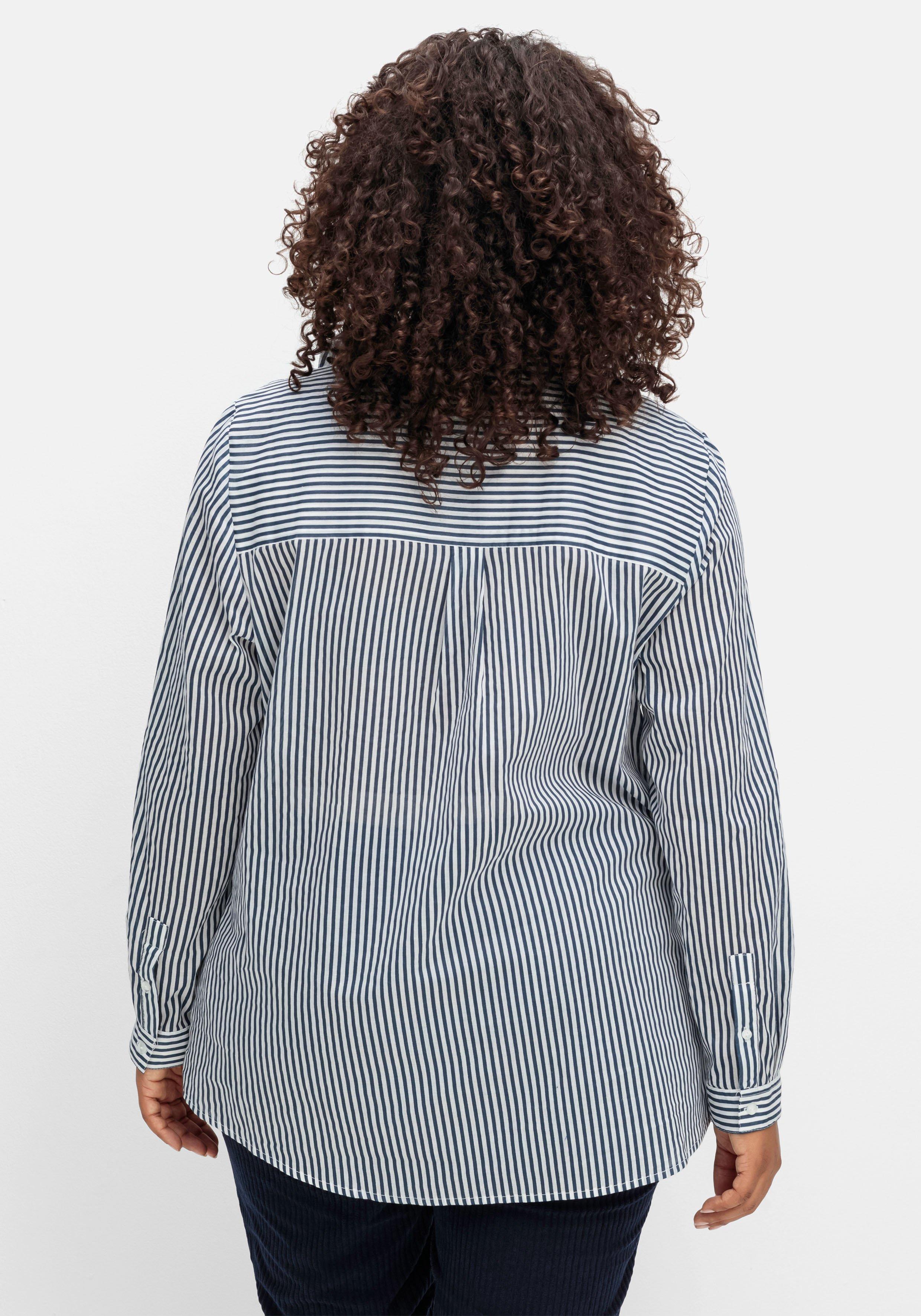 Hemdbluse mit Streifen und Krempelärmeln
