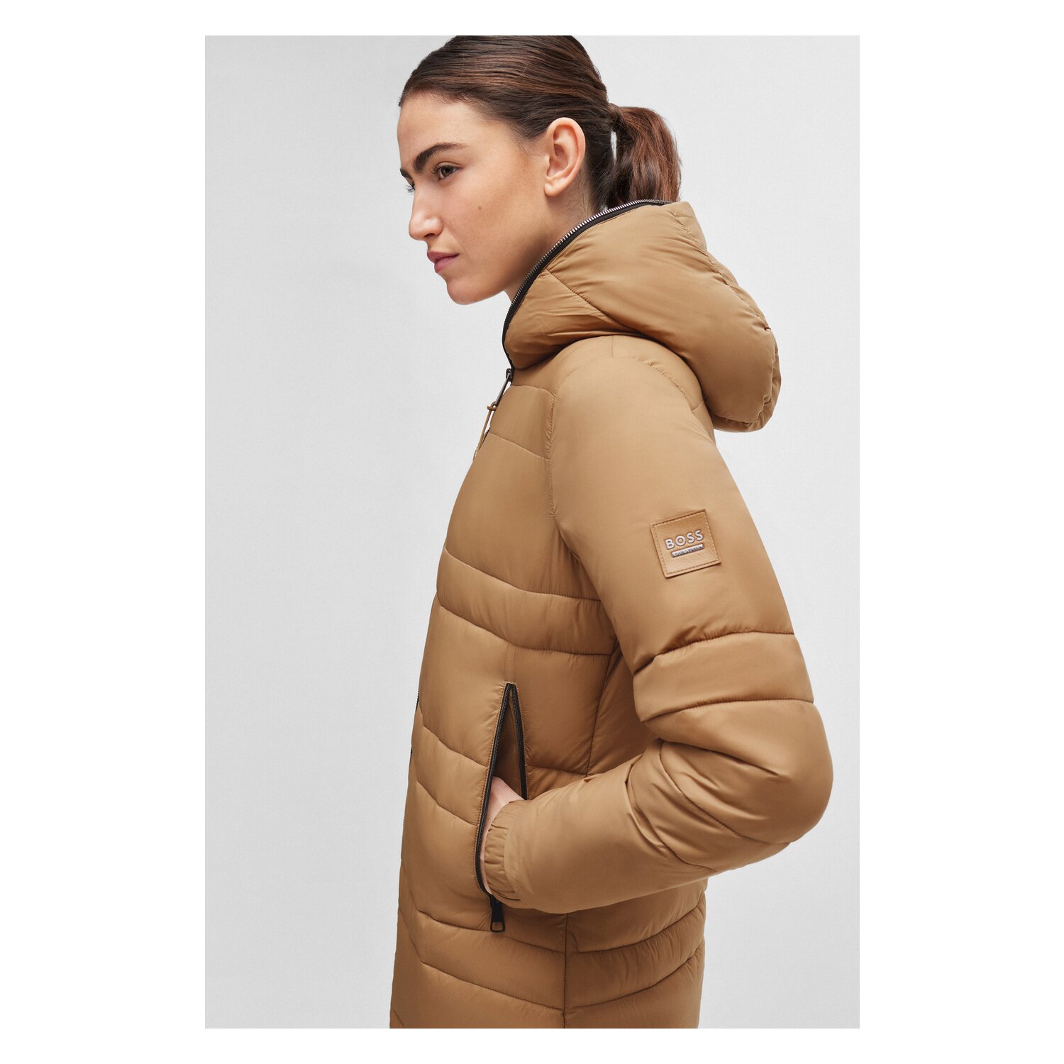 BOSS EQUESTRIAN Steppmantel Esmee - camel