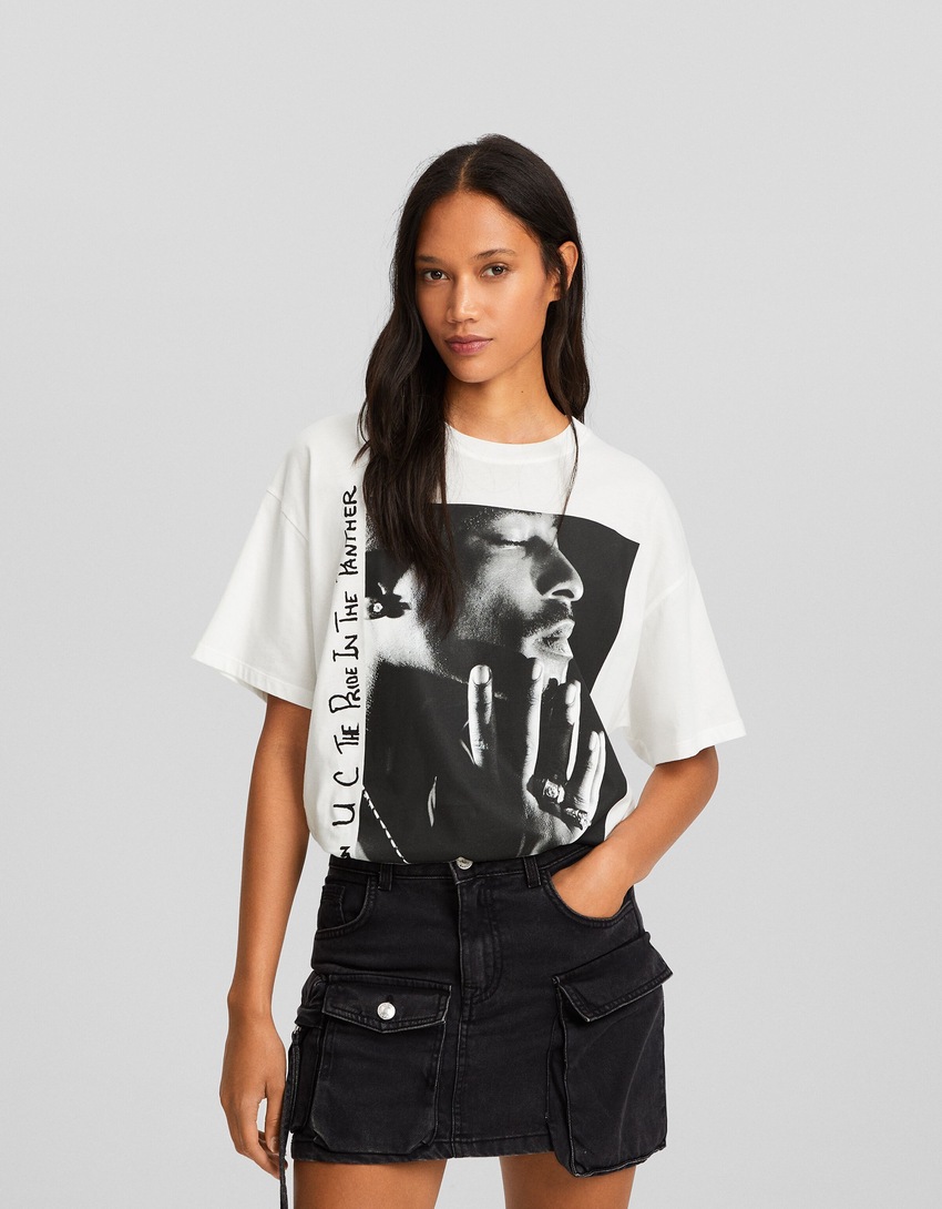 Camiseta oversized de manga curta com estampa do Tupac