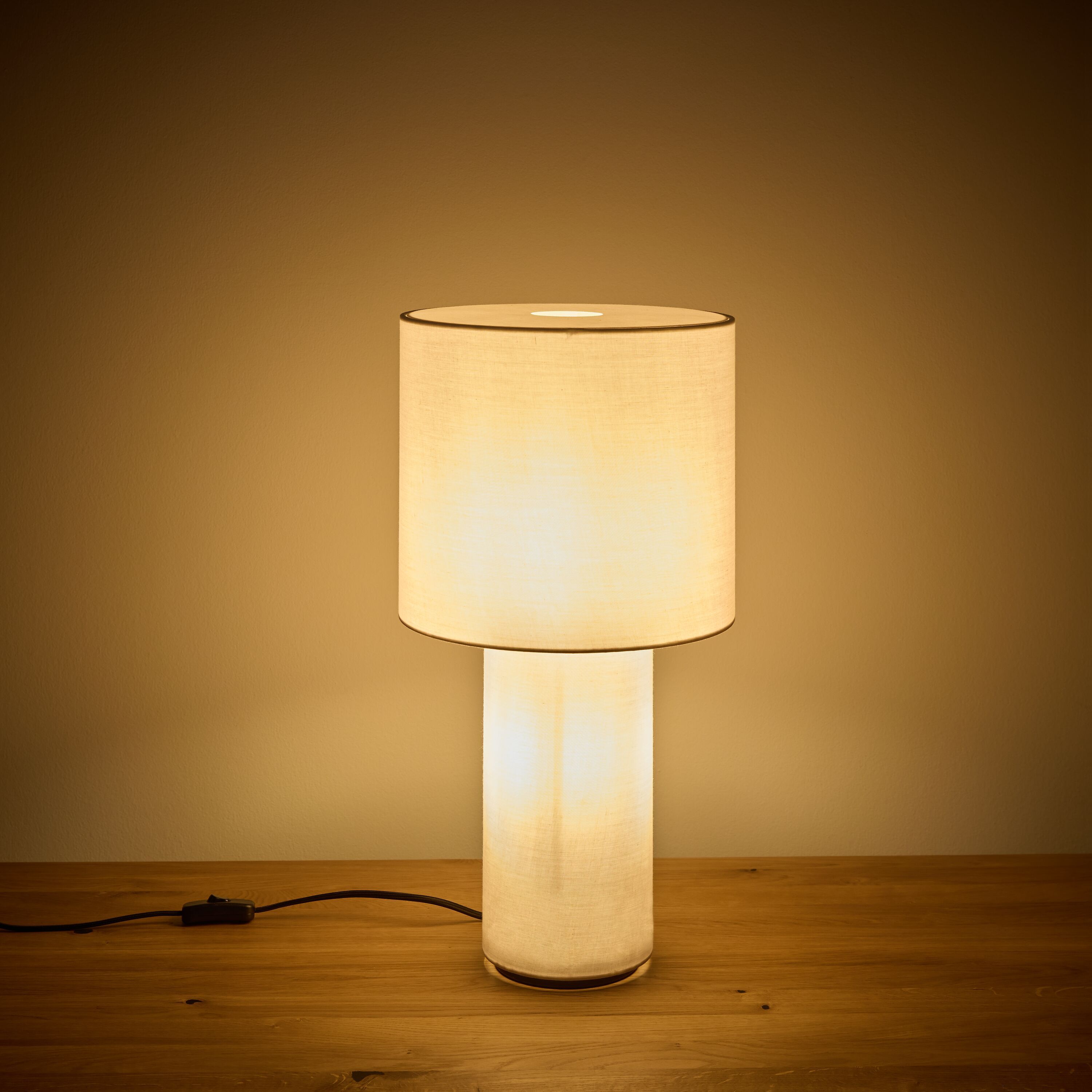 TIA Tischleuchte beige - Beige / H: 52.5 cm x D: 28.0 cm