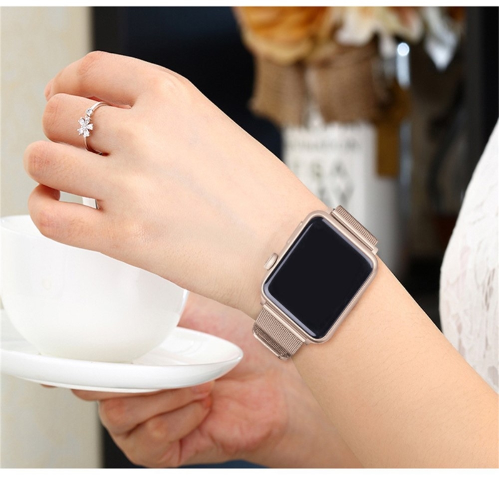 Apple Watch (49/46/45/44 mm) Edelstahl Ersatz Armband Milanaise mit Dornschliesse (Gelenkumfang 175-220 mm) - Champagner Gold