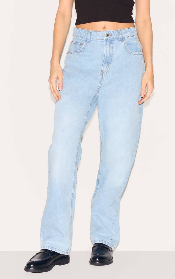 Light Blue Wash Jean Droit Taille Haute Prettylittlething