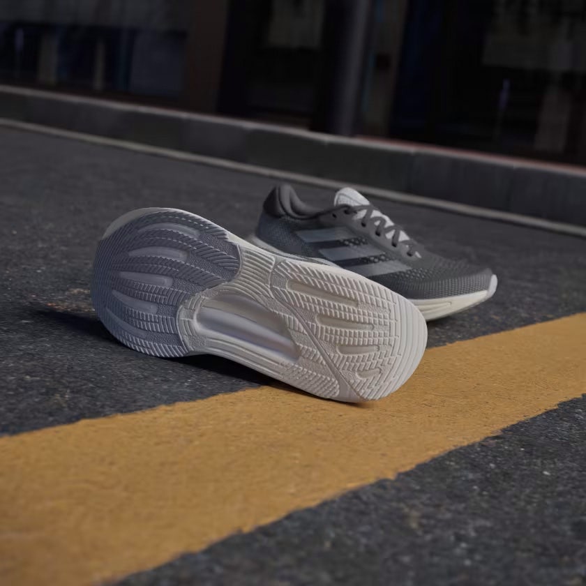 adidas  Supernova Solution Dames