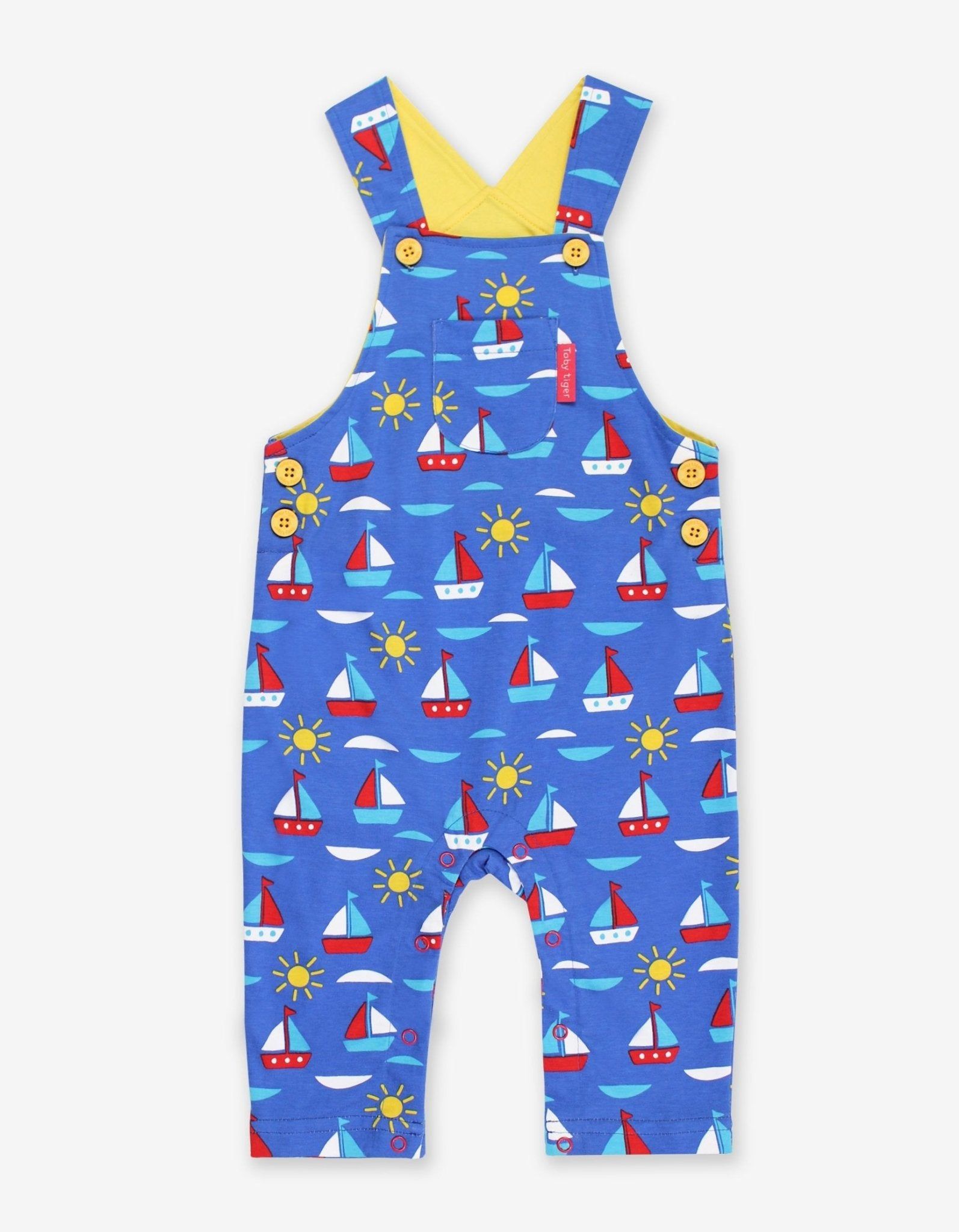 Toby Tiger Latzhose mit Segelboot Print