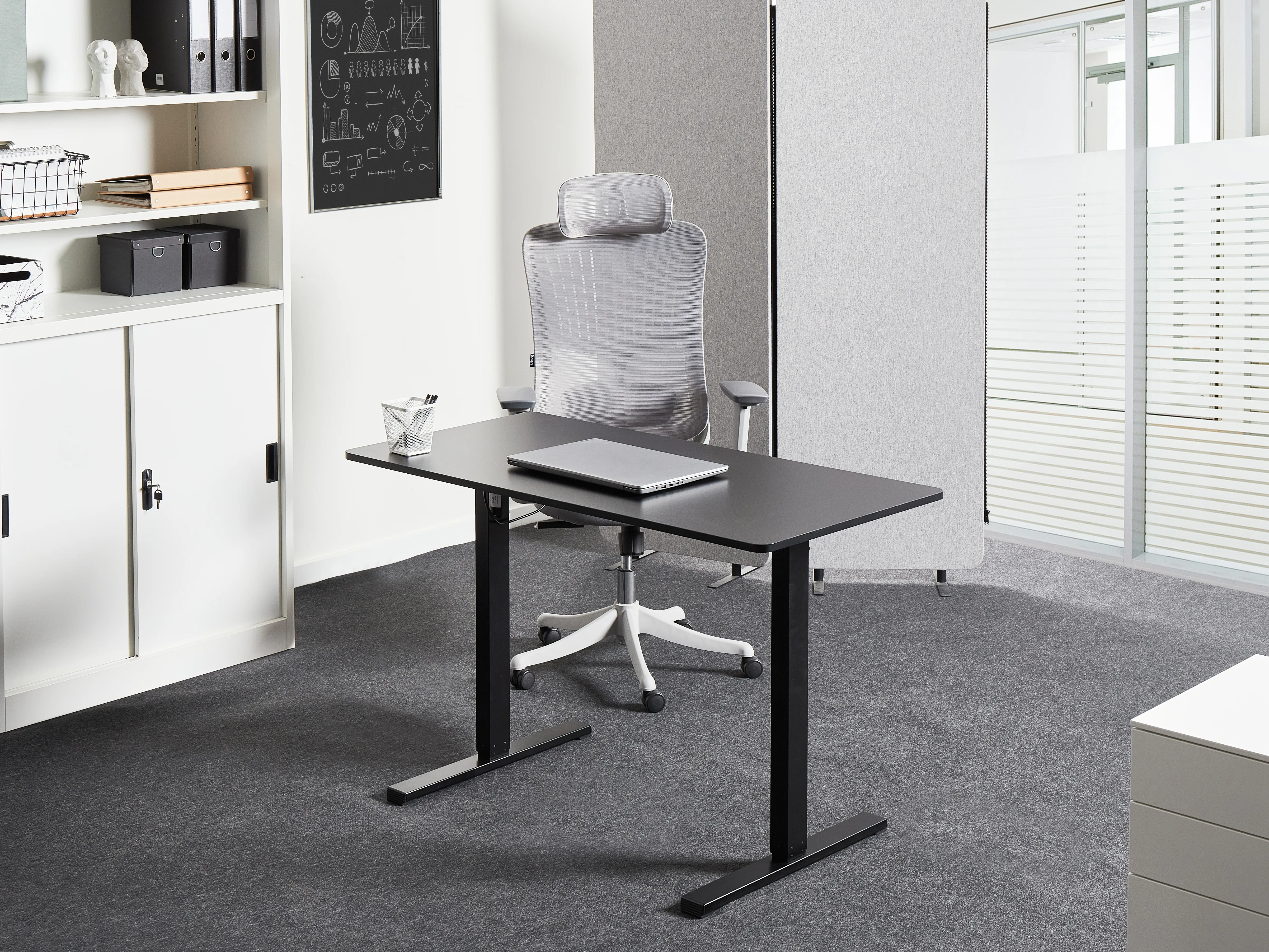 Elektrisch verstelbaar sta-bureau TAVARES Zwart 120 cm 60 cm