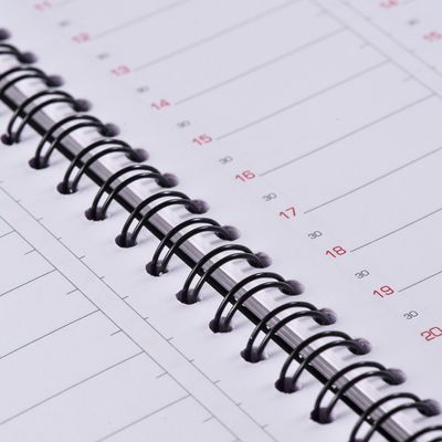 Agenda Swing - 1 semaine sur 2 pages - 21 x 29,7 cm - noir - Oxford