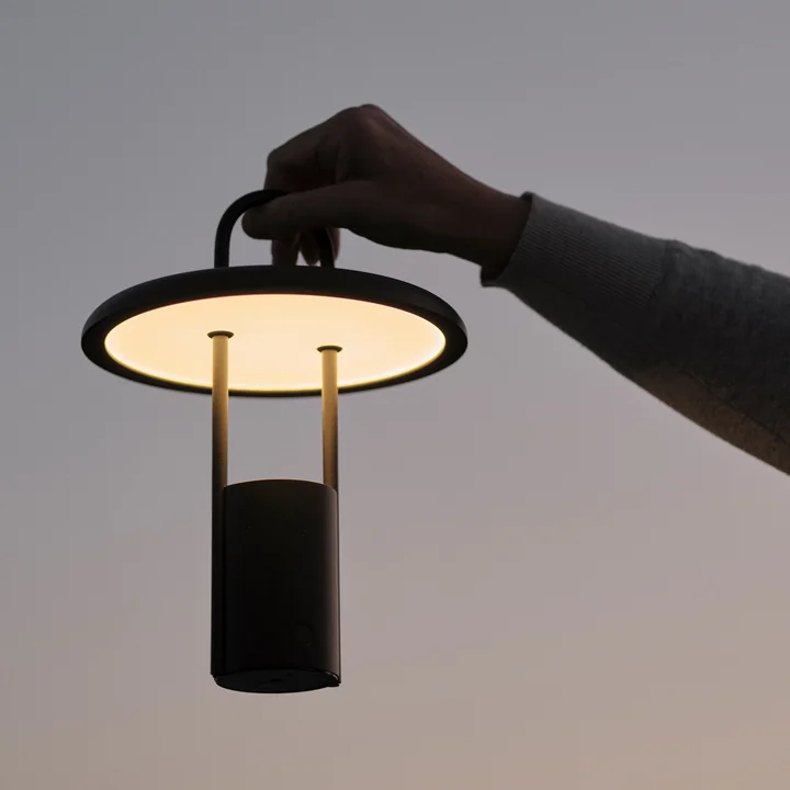 Stelton - Pier Akku LED-Leuchte, schwarz