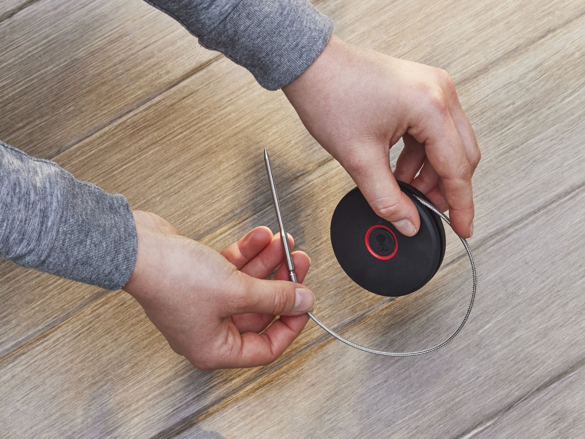 Weber Smart Bluetooth thermometer