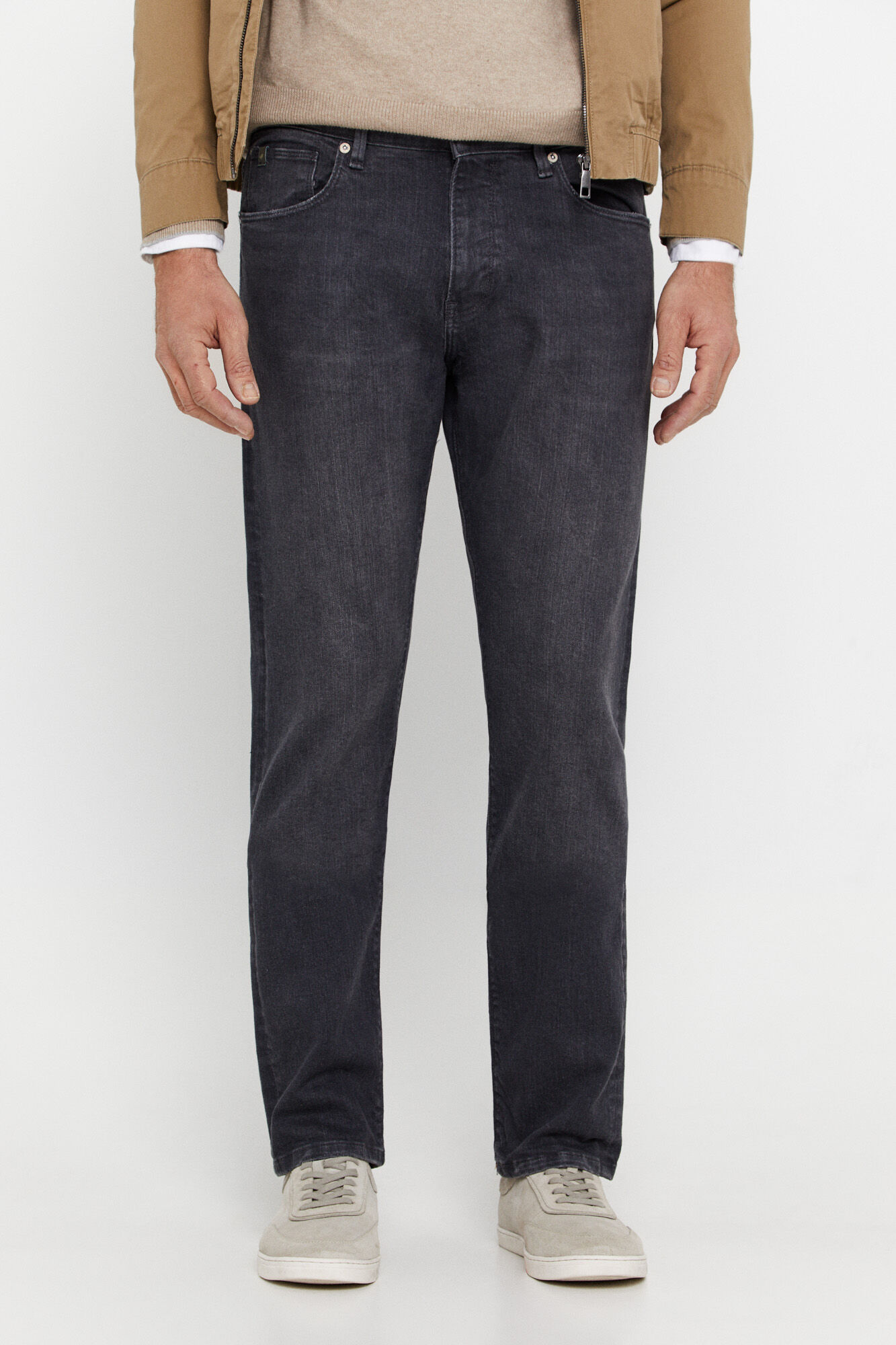 Calça jeans Dynamic de corte regular - Cinza