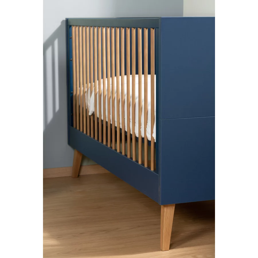 CHILDHOME Kinderbett Bold Blue 70 x 140 cm