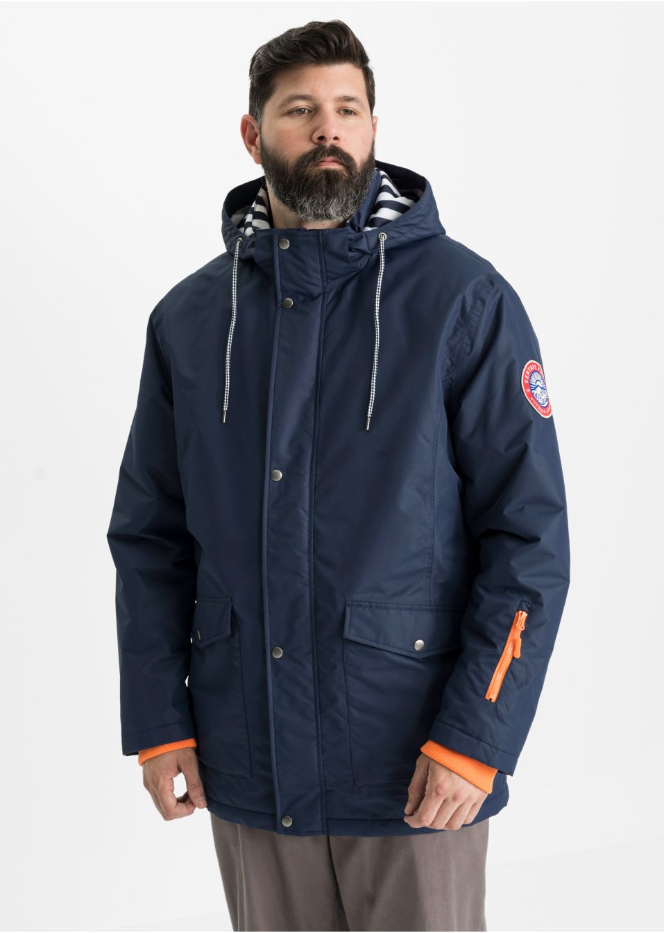 Veste outdoor fonctionnelle, imperméable, respirante, coutures étanches, coupe-vent