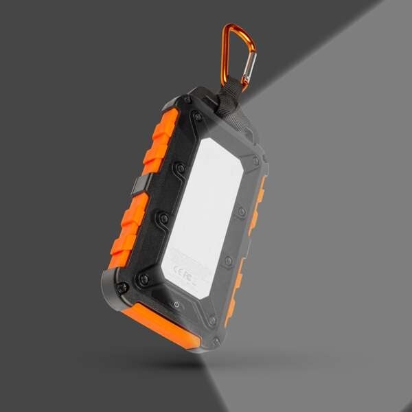 Xtorm - Xr104 - Solar Charger Powerbank - 10.000 Mah 20W USB-C