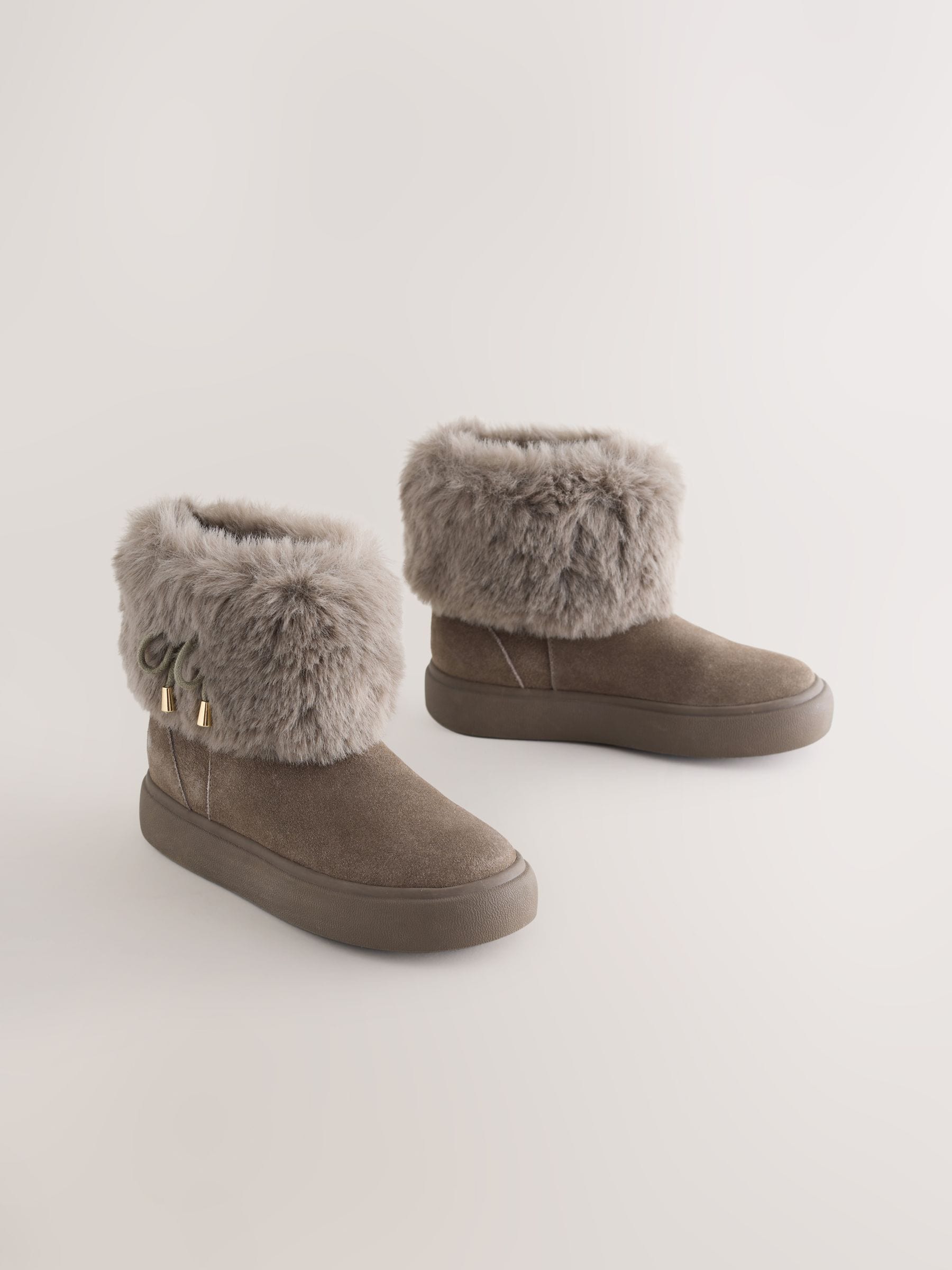 Grijs - Water Repellent Suede Boots
