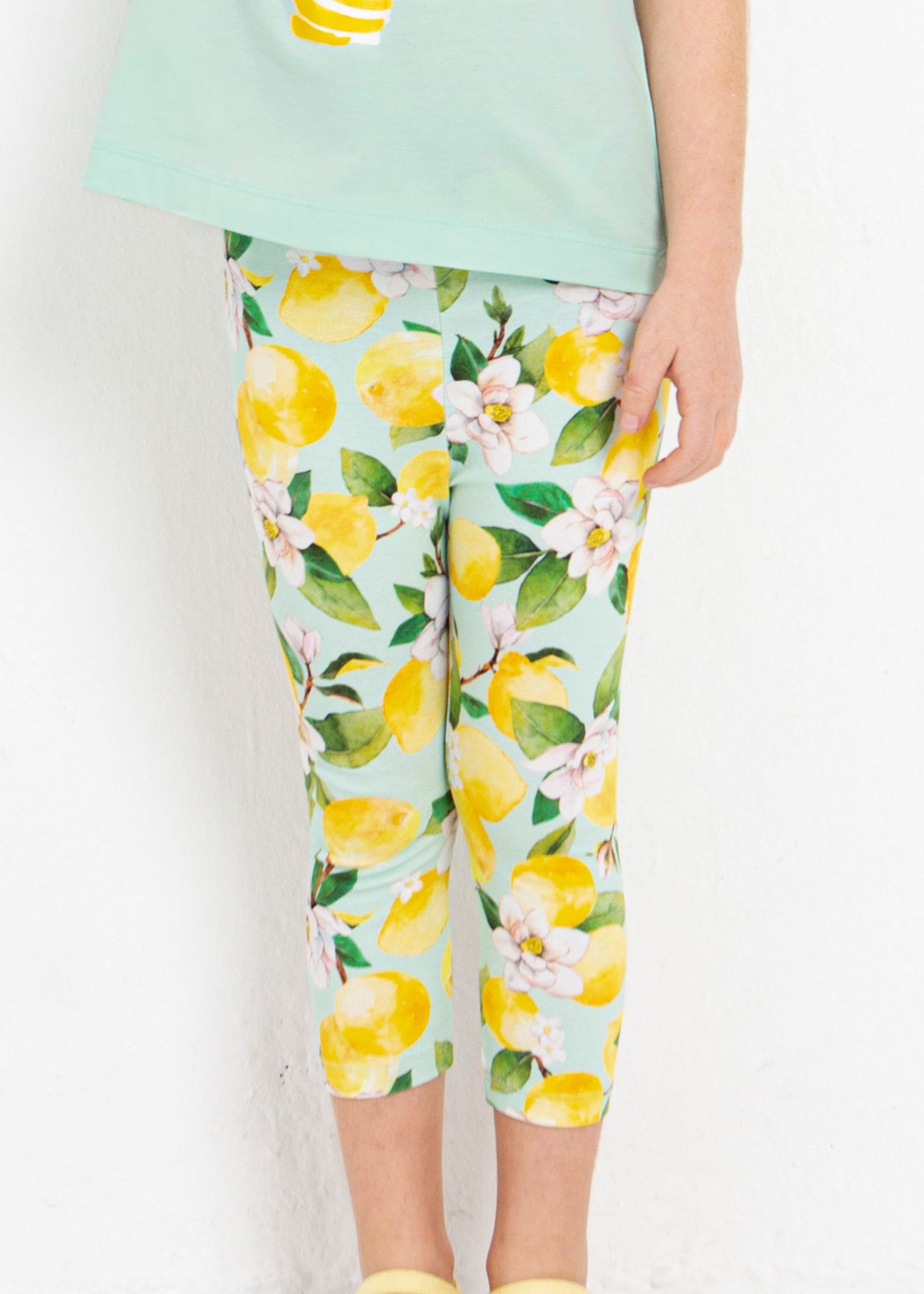 Conjunto de duas peças em algodão sustentável estampado para meninas