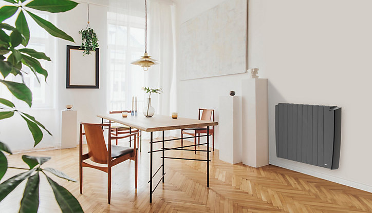 Radiateur électrique à inertie fluide De'Longhi Dolce Plus 1800W noir