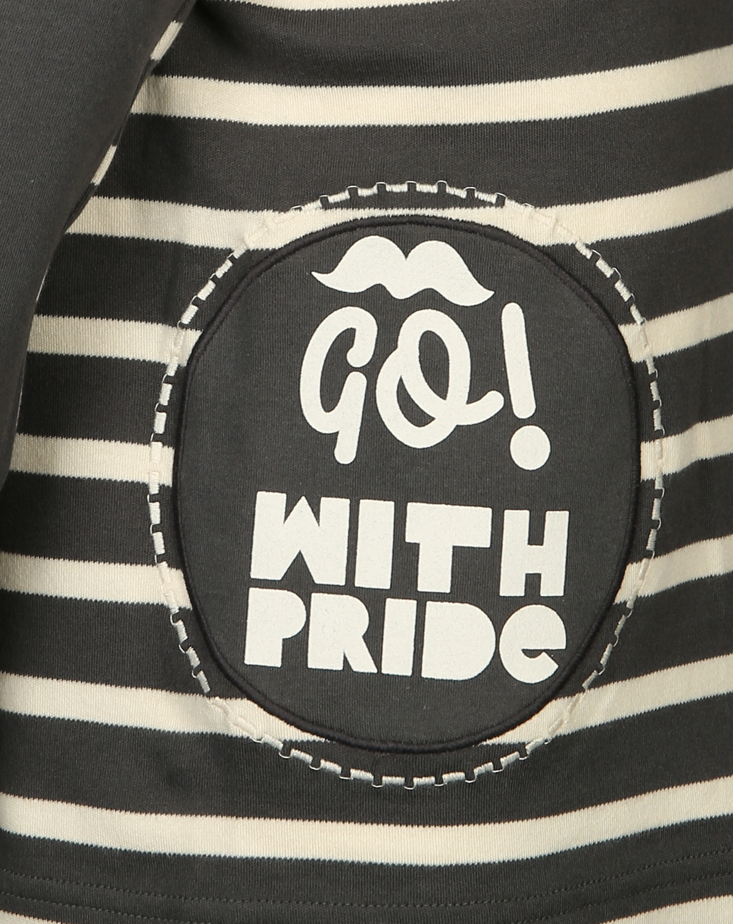Langarmshirt PRIDE in grau