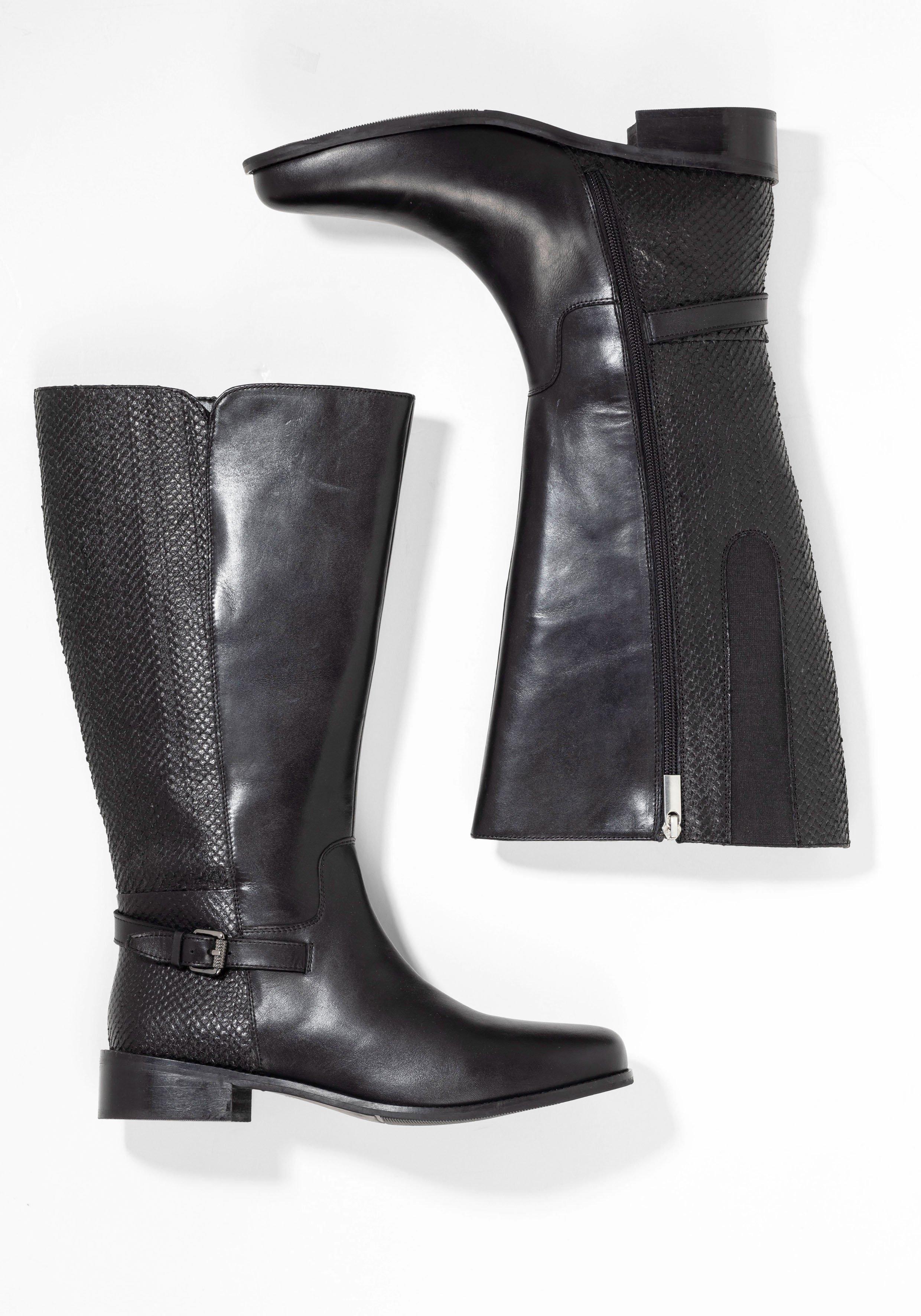 Weitschaftstiefel aus Leder, mit Schnallenbändern