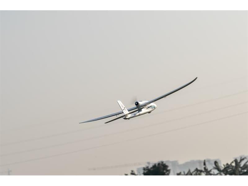 Arrows RC Trainer Prodigy 1400 mm Vector-Stabi RTF Elektrosegler für Einsteiger mit Gyro Stabilisierung