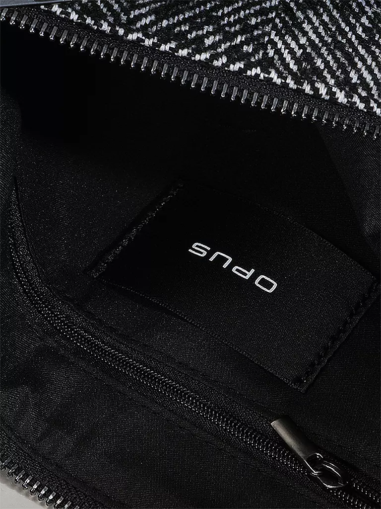 OPUS Gürteltasche ANANE schwarz