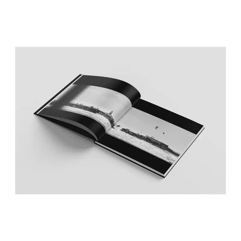 Livre MYSTIC Unseen photo book by Ydwer Multiple Color