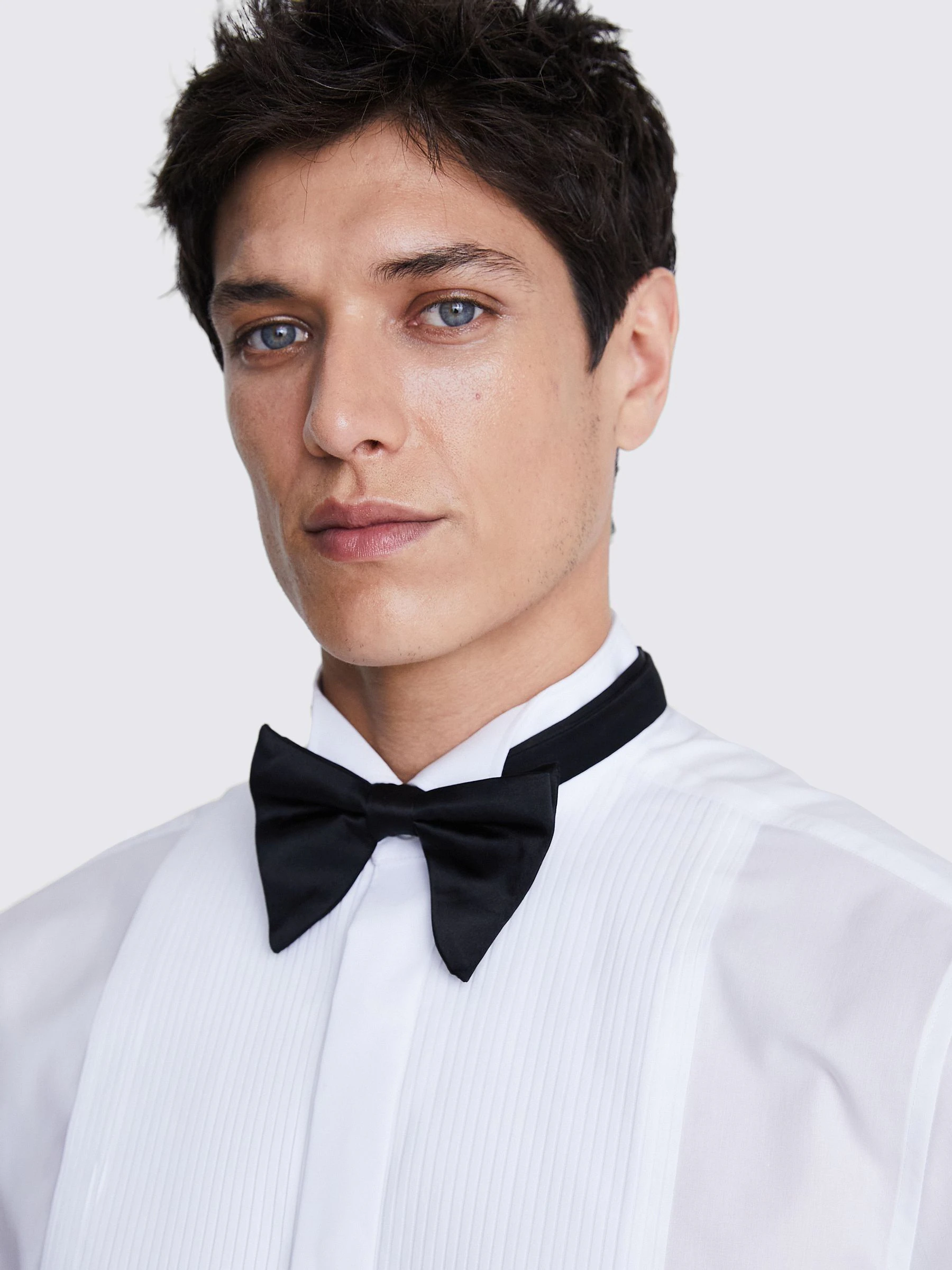 MOSS Regular Fit Pleated Dress Shirt