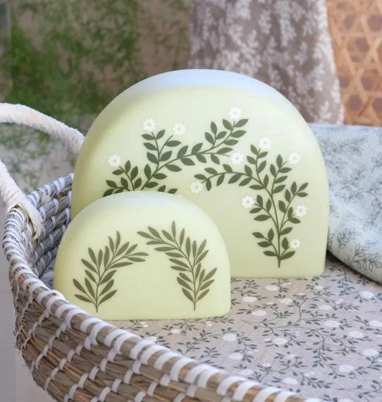 A little lovely company Projecteur Feuilles