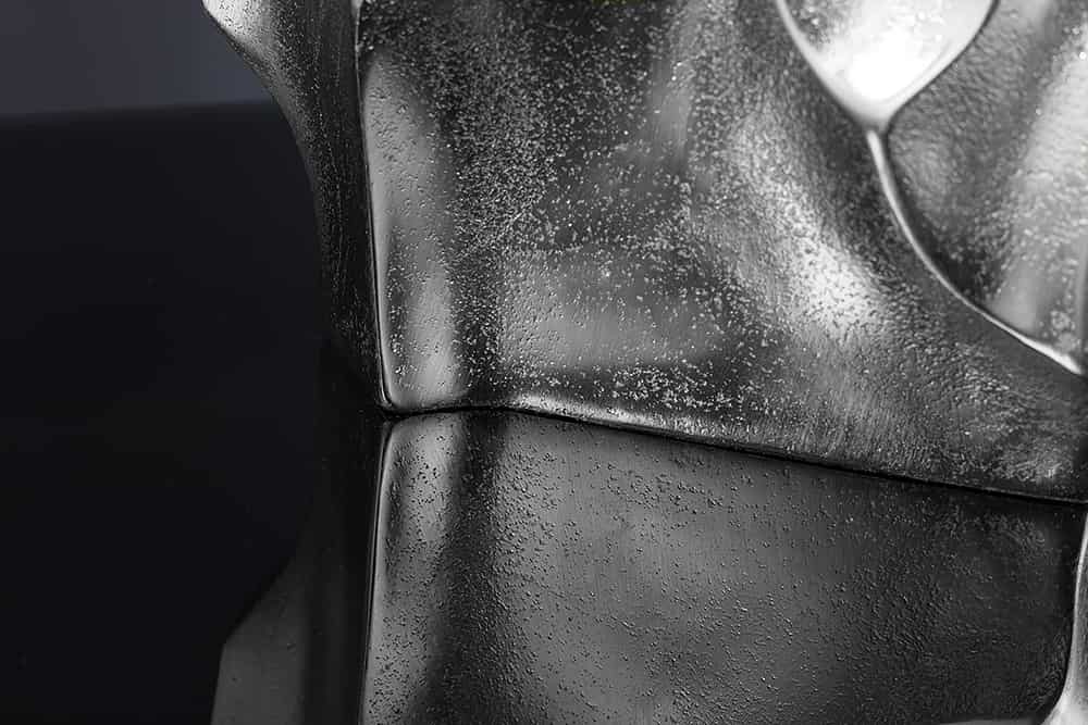 Handgefertigte Vase LIQUID 30cm silber Metall Hammerschlag Design