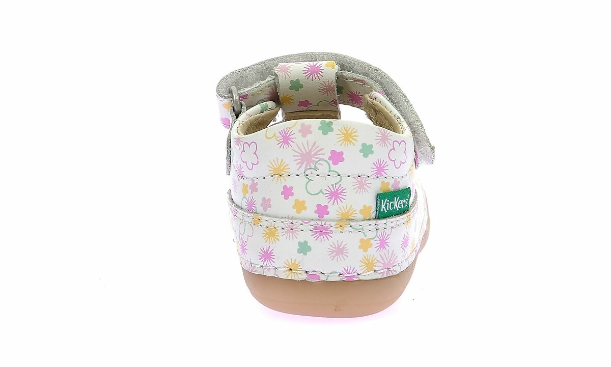 KICKERS<br>Sandálias fechadas de couro Sushy