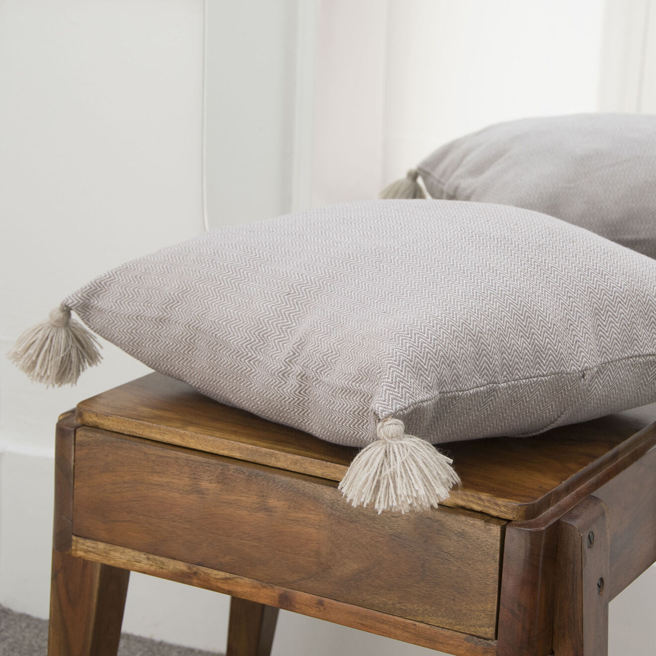 Febronie Housse de coussin unie taupe - 50x50 cm