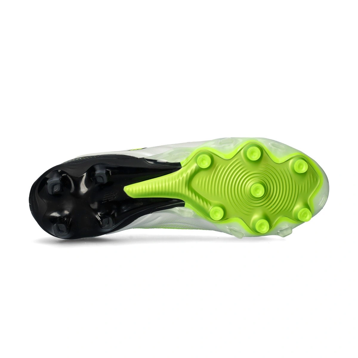 Chuteira New Balance Tekela Elite Low Laced FG V5