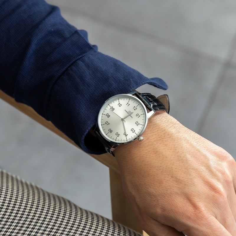 Très Belle Montre Homme Noir GIORGIO