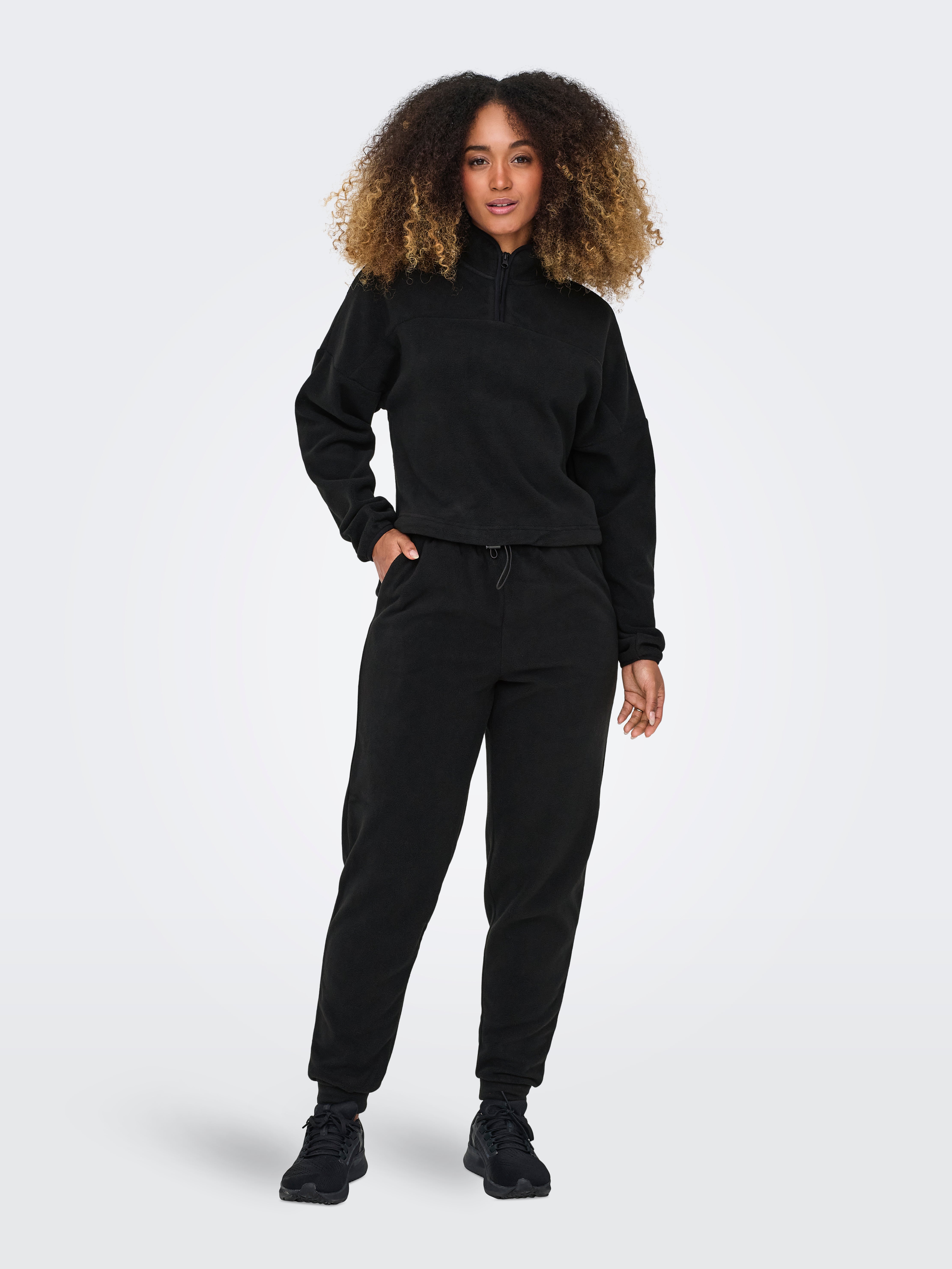 ONPFLEE fleece Hohe Taille Normal geschnitten Jogginghose Black