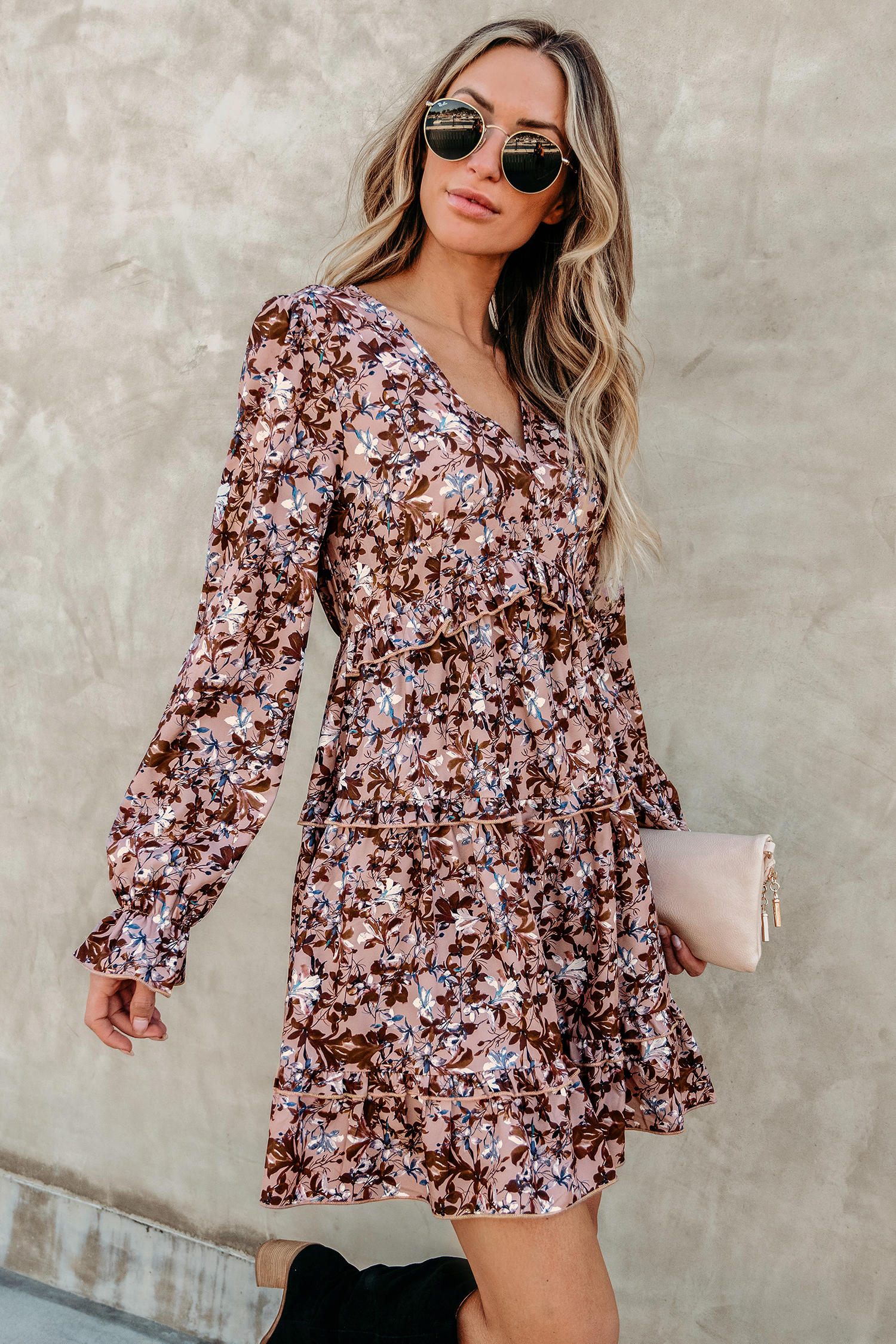 Robe à manches bouffantes et volants