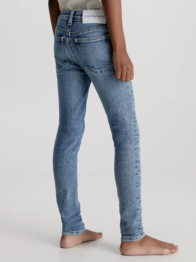 Calça jeans skinny a vita media