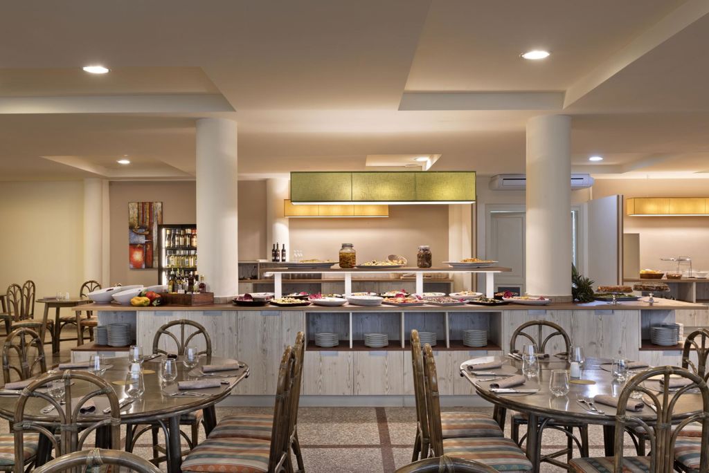 Fly & Go Rina Hotel Logies en ontbijt - Hotel