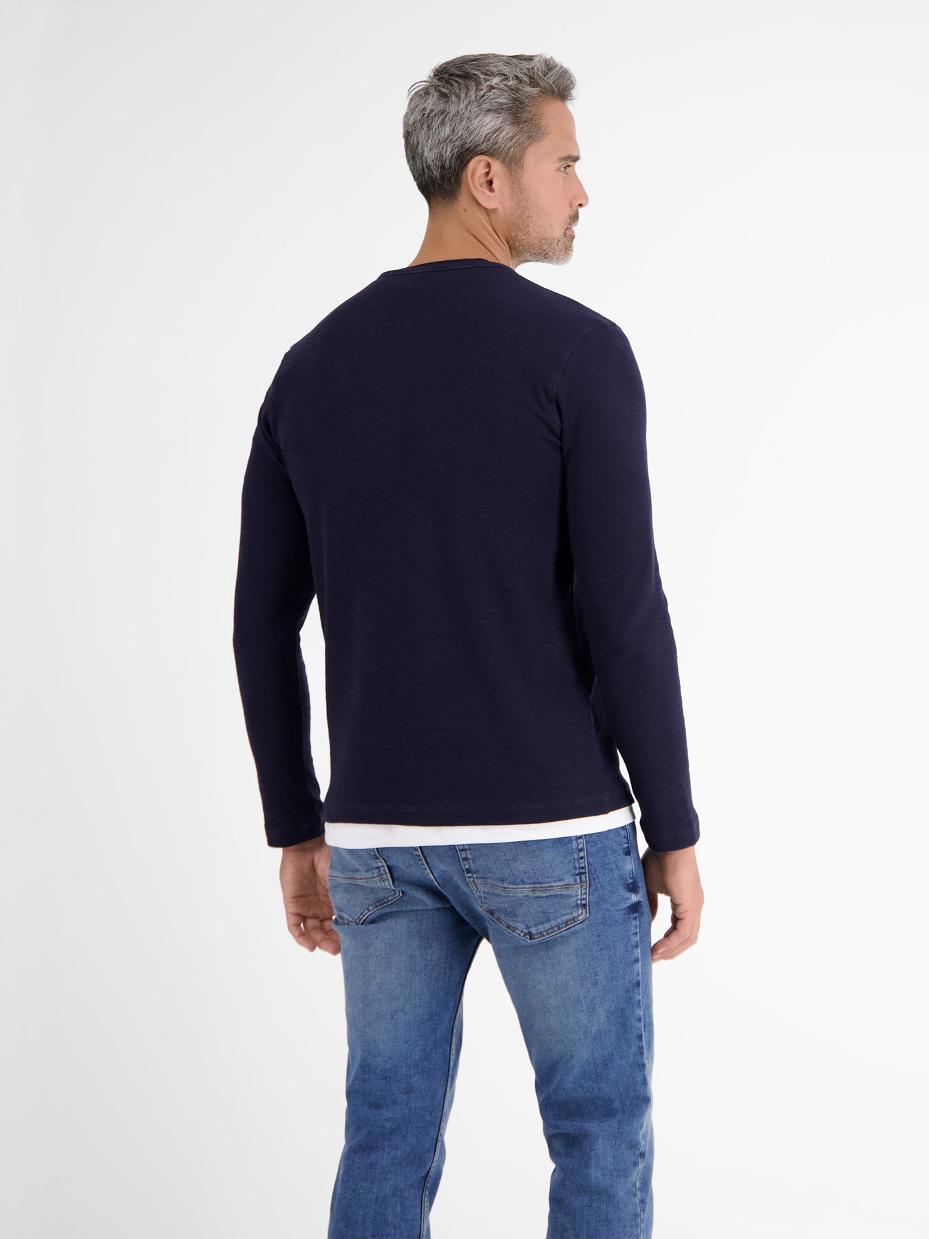 Langarmserafino mit Logostitching